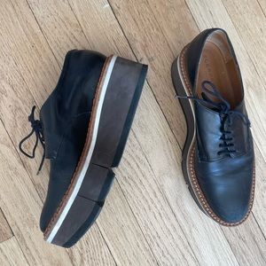 Robert Clergerie very comfy, and cool.Brooks Leather Platform Derby.